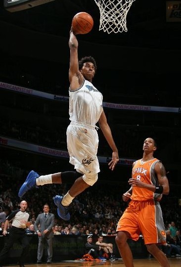 大谷翔平在 2023 年因右肘韧带受伤停止投球，但其作为打者的 OPS 依旧领跑全联盟